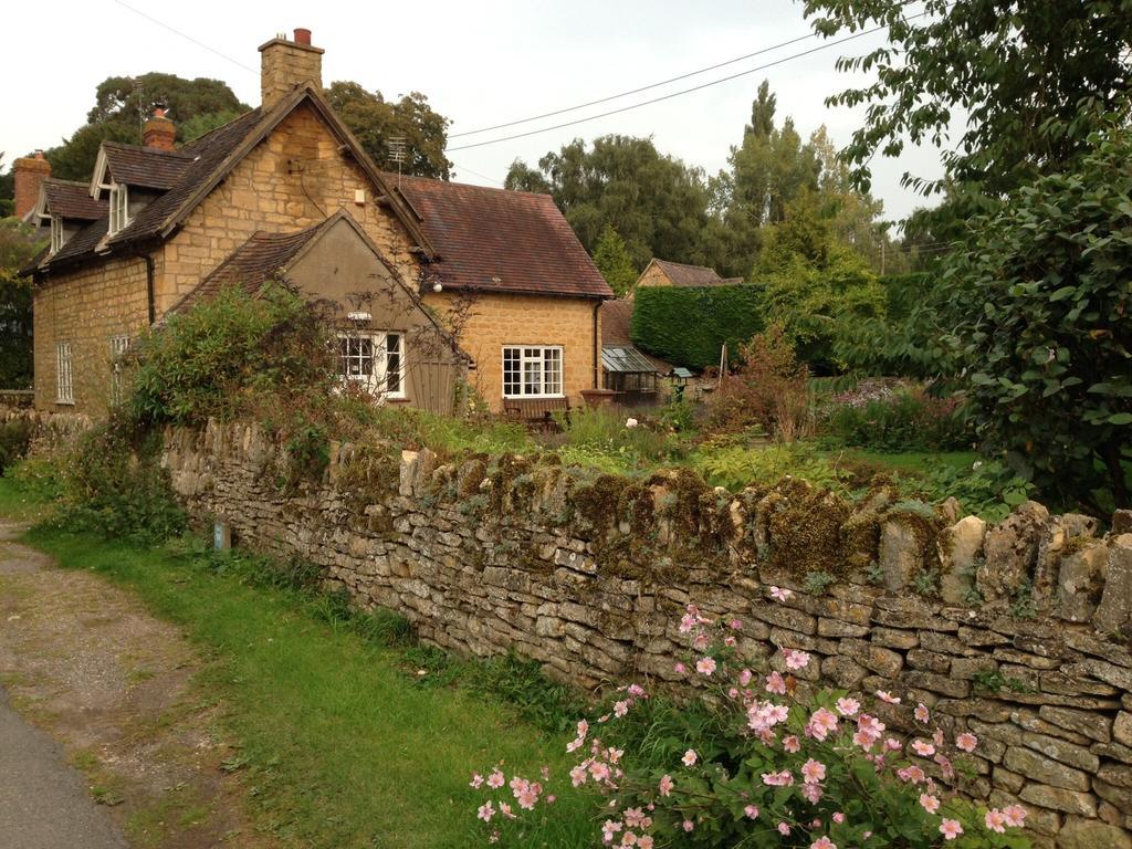 The Crown Inn, Kemerton Tewkesbury Exterior photo